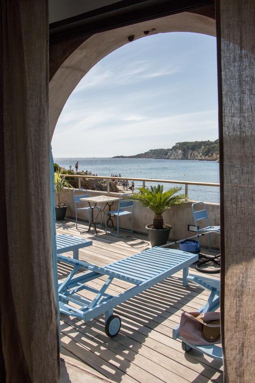 Hotel O Petit Monde Sanary-sur-Mer Habitación foto